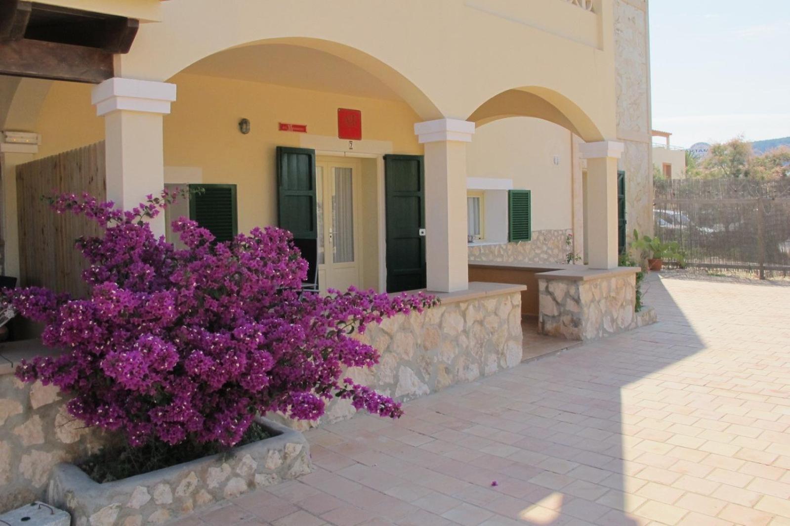 Apartments Campanitx - Astbury Formentera Es Caló Kamer foto